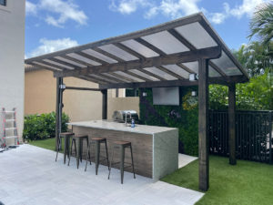 Outdoor Kitchen