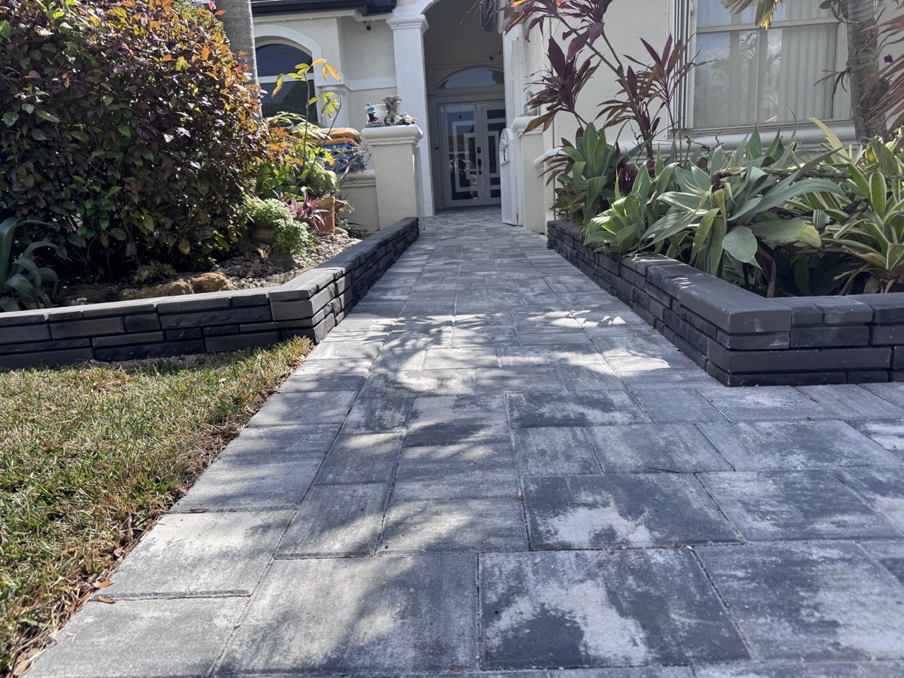 Boca Raton Front Paver Walkway and Patio Installation
